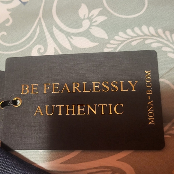 Mona-B Apparel Denim Blue Low-Hi Vest with Zipper Back Detail 100% Tencel Large - Picture 5 of 10